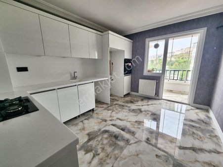 Etlik Veterinerlik Karşısı Asansörlü 4+1 E.banyolu G.batı Cephe Satılık Daire