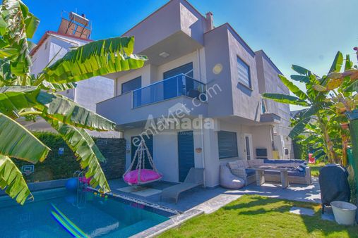 Kuşadası Soğucak'ta Turizm Onaylı Fırsat Villa