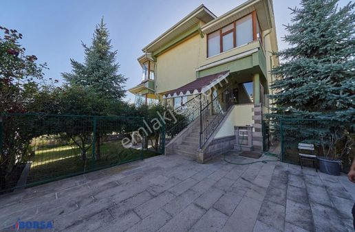 Gölbaşı Karşıyakada Güvenlikli Site İçerisinde Kiralık 4+2 Villa