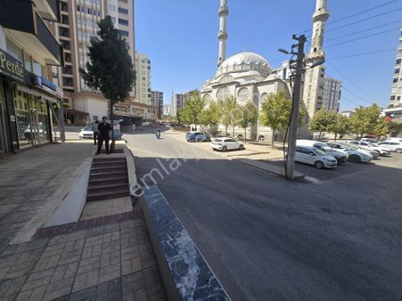 Hanedan Emlak'tan İbrahimli Batıkentte Satılık Dükkan