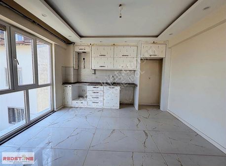 Redstone İdol Gayrimenkul'den Kayıhan'da Satılık 3 + 1 Daire