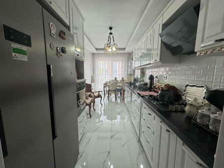 Esertepe Mevlana Kültür Merkezi Karşısında 4+1 Yapılı Daire