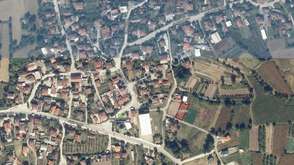 Sakarya Erenler Bekirpaşa'da 638 M2 Satılık Arsa