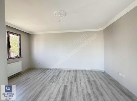 Ümraniye Parseller Mahallesi Satılık 2+1 Daire