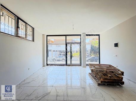 Ümraniye Parseller Mahallesi Nde Cadde Üzeri Satılık Dükkan