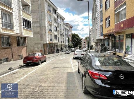 Esenyurt Merkez'de Satılık 2+1 Daire