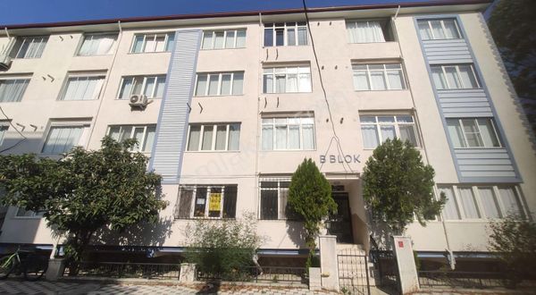 Ram Invest'ten Yarış Ortaokuluna 150 Metre Kiralık 3+1 Daire