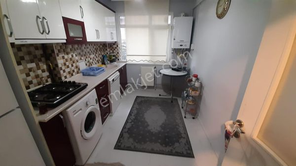 İlk-ev'den Full Mobilyalı Bakımlı Park Manzaralı 2+1 Cadde Yakın