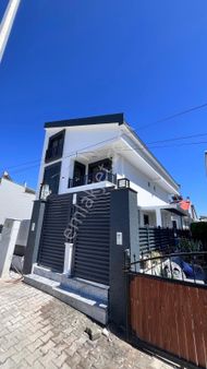 Didim Efeler Mah Ana Yola Sıfır 3+1 Açık Mutfaklı Havuzlu Ve Teraslı İkiz Birleşik Villamız