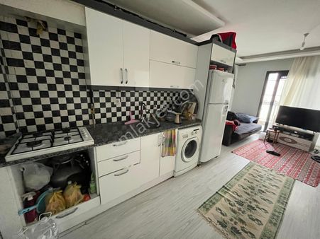 Yatırımlık Geniş 1+1 Siteiçerisinde