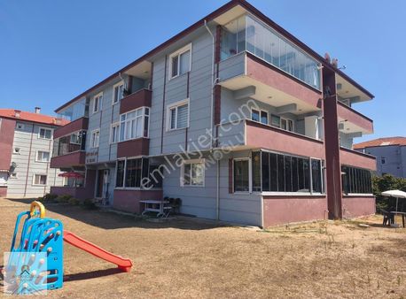 **sıfırlanmış Kombi Petek Mutfak Ayrı Çift Balkon 3+1 Daire**