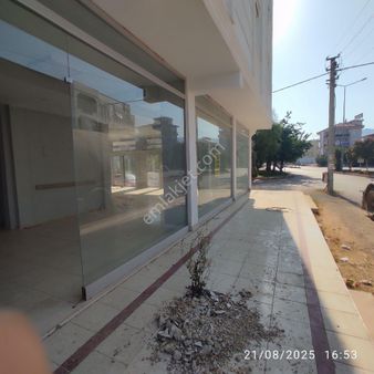 Nuray Ayhan'dan Yeniköy'de Kiralık Dükkan