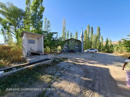 Karakoç Gayrimenkul Satılık İnlicede 555m2 Bahçe Akar Çeşme Yanı