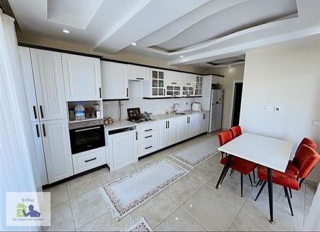 Evbul'dan Terece Camii Arkası Site İçerisinde 3+1 Lüks Daire