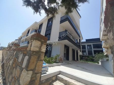 Didim Altınkum Mah Denize Yürüyüş Mesafesinde Satılık 2+1 Daire ( Havuzlu Sitede)