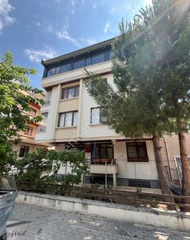 Yigit & Yalçınkaya Emlak'tan Gazi Mahallesinde Merkezde Çakır Sokak'ta 3+1 Ters Dublex Bakımlı