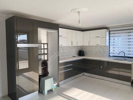 Menemen Koyundere'de Geniş Teraslı 3+1 Satılık Dubleks Daire