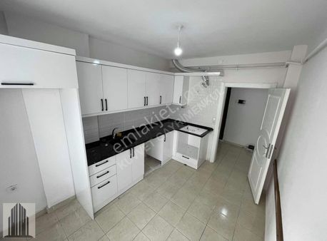 Kuvvet'ten 100.yıl Bulvarına Cephe Fırsat 2+1 Masrafsız Daire !!