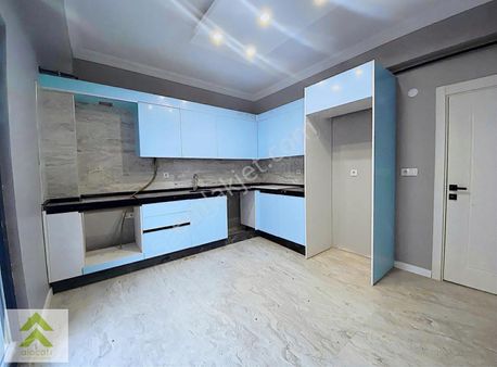 Başiskele Haura Sitesinde Eğimsiz Satılık 4+1 Çatı Dubleks Daire