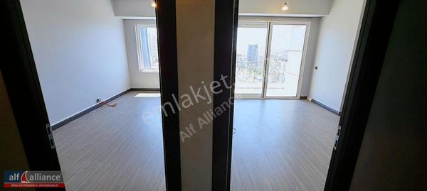 Ağaoğlu My Offıce 212'de Balkonlu 1+1 Ofis (5 Otopark+9m²depo)