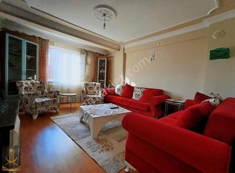 Poyraz Emlak'tan Emek Mah. Ertaş Caddesi Yakını 2+1 95m² Daire