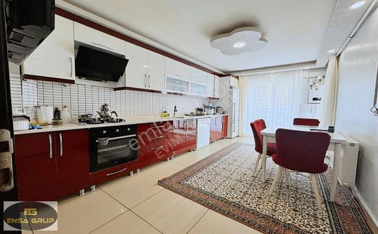 Kanuni'de Başkent Cadde Üzeri Geniş M2 Masrafsız Fırsat Dairesi.