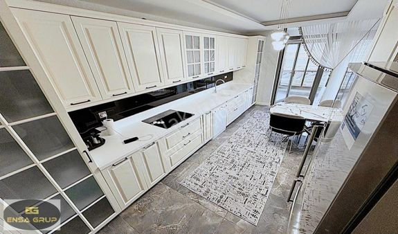 Ovacık'ta A-kalite Kış Bahçeli 4+1 Çok Acil Satılık Site Dairesi