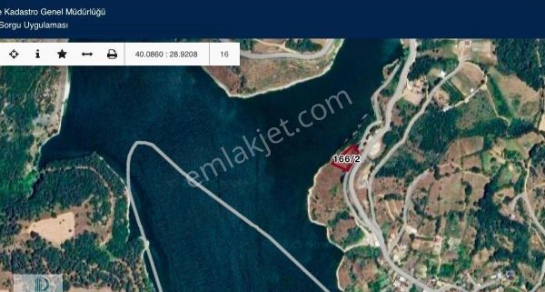 Dijitalemlak’tan Orhaneli Çınarcıkta Göl Kenarında Satılık 1.650 M2 Kıymetli Arazi