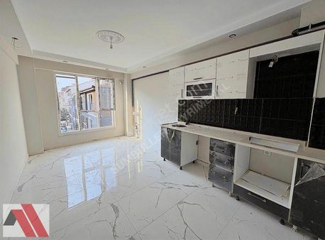 Sümbüller'den Ziya Gökalp Yakını Yerden Isıtmalı Önü Açık 1+1