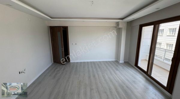 Akman Gayrimenkul'den Karaali'de Satılık 3+1 Kapalı Mutfak Daire