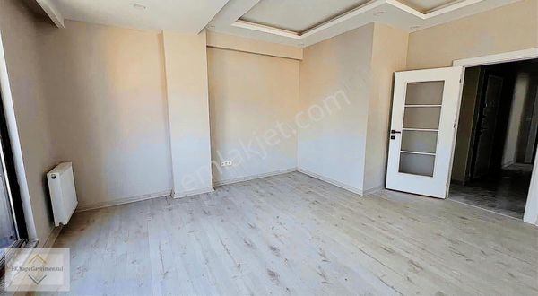 Ünalan Mah Cadde Üzerinde Metroya 8 Dakika Mesafede 4+1 Dubleks