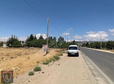 Anayola Sıfır Cepheli 8 Dönüm Arazi