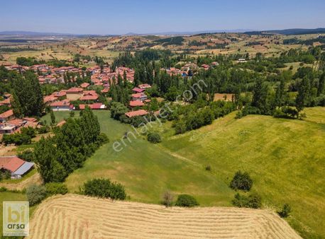 Kütahya Gediz'de 581 M² İmarlı Köyiçi Fırsat Arsa