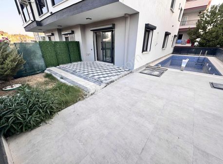 Didim Efelerde Site İçinde Satılık 2+1 Havuz Başı Daire