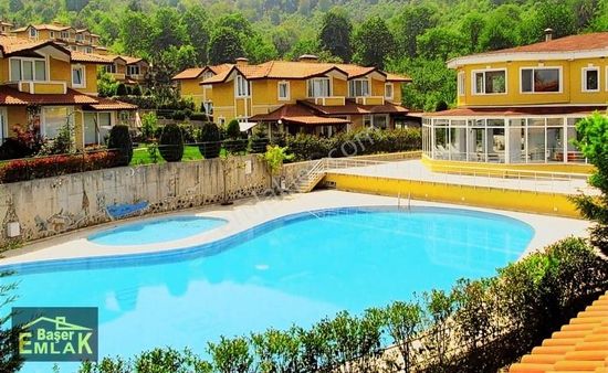 Kartepe Derbent Havuzlu 7/24 Güvenlikli Sitede 3+1 Dublex Villa