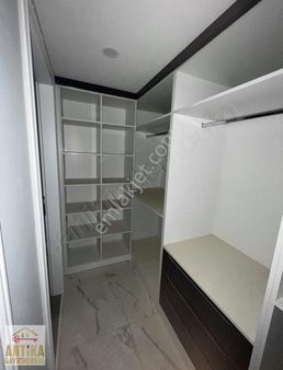 Antika Gayrimenkul'den Zafer Mahallesi Kiralık Zemin Kat