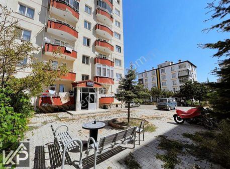 Hoca Ahmet Yesevi Mah. İçi Ful Yapılı 3+1 Satılık Daire !!!