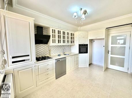 Mükemmel Manzara Satılık 3+1 Havuz'lu 7/24 Güvenlikli Daire