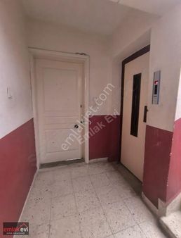 Emlak Evin'den Girne Mahallesi'nde 3+1 Kiralık Daire