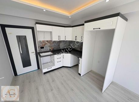 Arya'dan Zeytinli Köyünde 2+1 Ön Cephe Satılık Daire