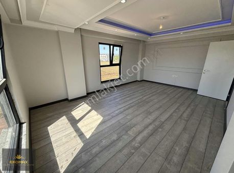 Hasanpaşa Mah. Geniş Odalara Sahip 3+1 Eğimsiz Dubleks