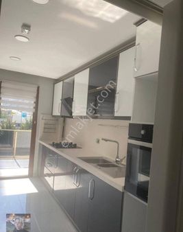 Büşra Gayrimenkulden Lüx Daire 3+1 Kat3 Site İçinde 145m2 Ebeveyin Banyolu Giyinme Odalı