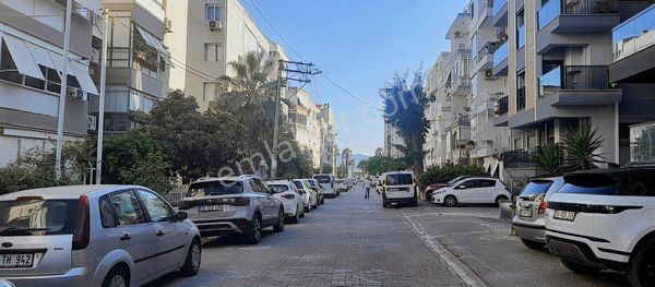 Bostanlı Merkezde Sahile Çok Yakın