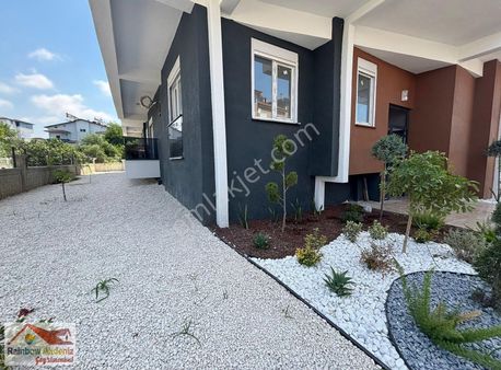 Manavgat Ilıcada Merkezi Konumda Asansörlü 3+1 Satılık Dublex !!