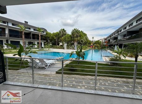 Side Merkezde Satılık Lüx 1+1 Daireler !!!!