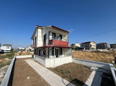 Ata Gayrimenkul'den Ful Deniz Manzaralı Verandalı 3+1 Villa