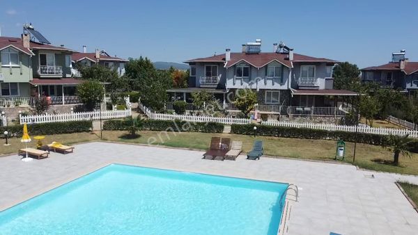 Saroz Körfezi'nde Deniz Ve Doğa Manzaralı Satılık Dubleks Villa