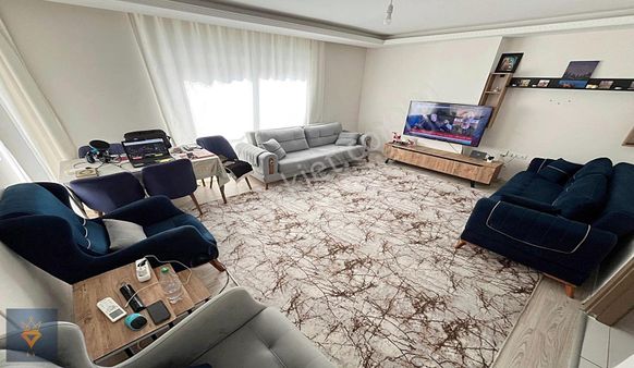 Hastane Yakını Lüks Site İçi Full Eşyalı 2+1 Daire