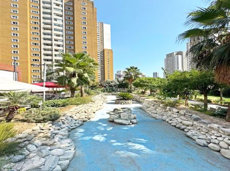 Vira Yapı'dan Beylikdüzü Haramidere Metrobüs Dırağı Arkası 3+1 Balkonlu Satılık Daire !