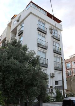 Kızıltoprakta Sıfır Ayarında Geniş Kullanışlı 3+1 Fırsat